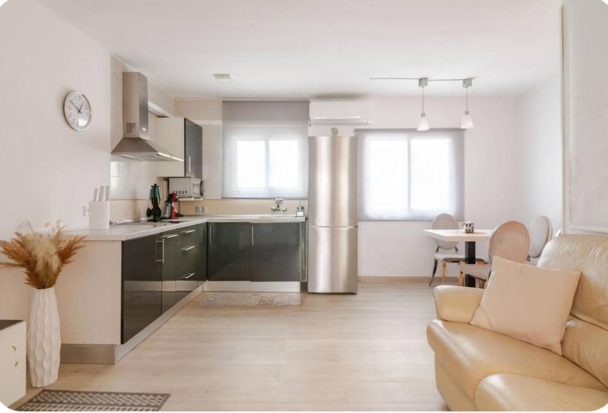 Hermoso Apartamento Cerca Al Mar Blanes Exterior photo